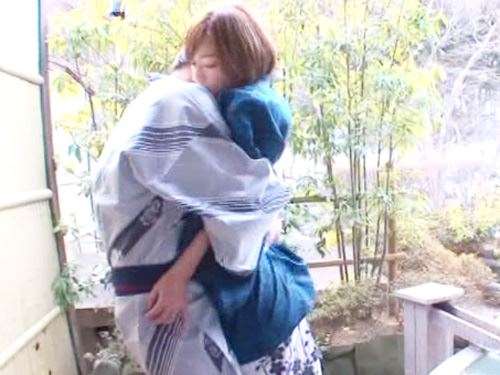 女性向けアダルト動画「☆超ラブラブな温泉旅行♪優しく抱きしめる彼氏♪大好きな恋人同士の愛おしくてたまらないセックス☆」のシーン画像