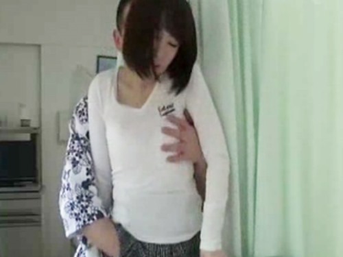 女性向けアダルト動画「☆大部屋に入院する彼氏を看病に来ていた女性が、隣のベットに連れ込まれてエッチなことされちゃいます！」のシーン画像