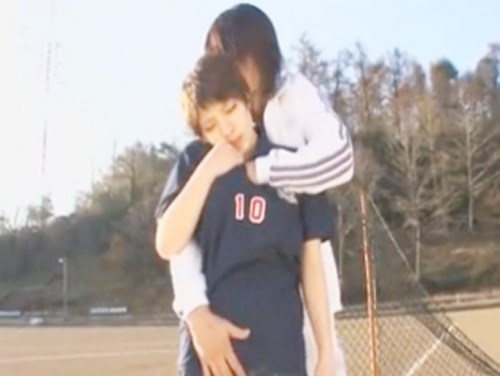 女性向けアダルト動画「☆いつも厳しいラクロスコーチと生徒のイケナイ関係！グラウンド整備で居残り中に後ろから抱きしめられて・・・。」のシーン画像
