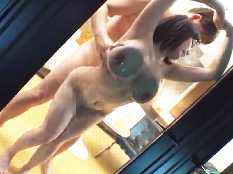 女性向けアダルト動画「むっちり爆乳女子と本能むき出しセックス♪窓に張り付いてズコバコｗ」のシーン画像